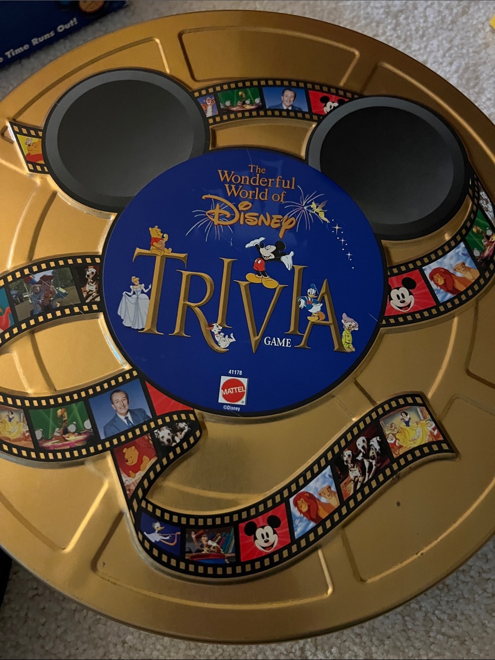 Vintage Disney Trivia game in collectors tin- SFH
